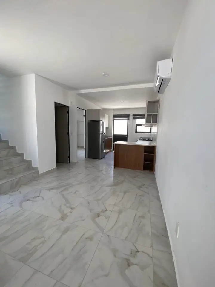 Casa en Aldea Hortus – sala comedor y cocina