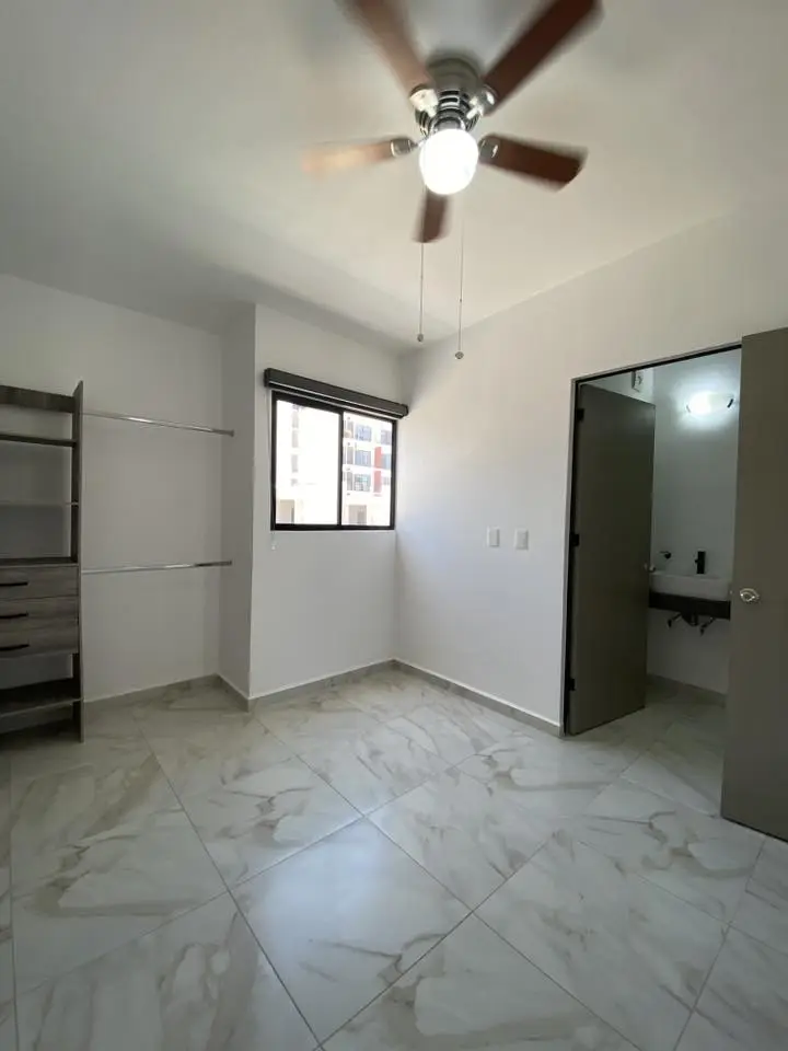 Casa en Aldea Hortus – recámara con baño