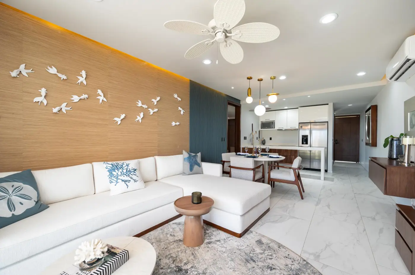 Quadrant Bucerías · Torre Himalia – sala comedor